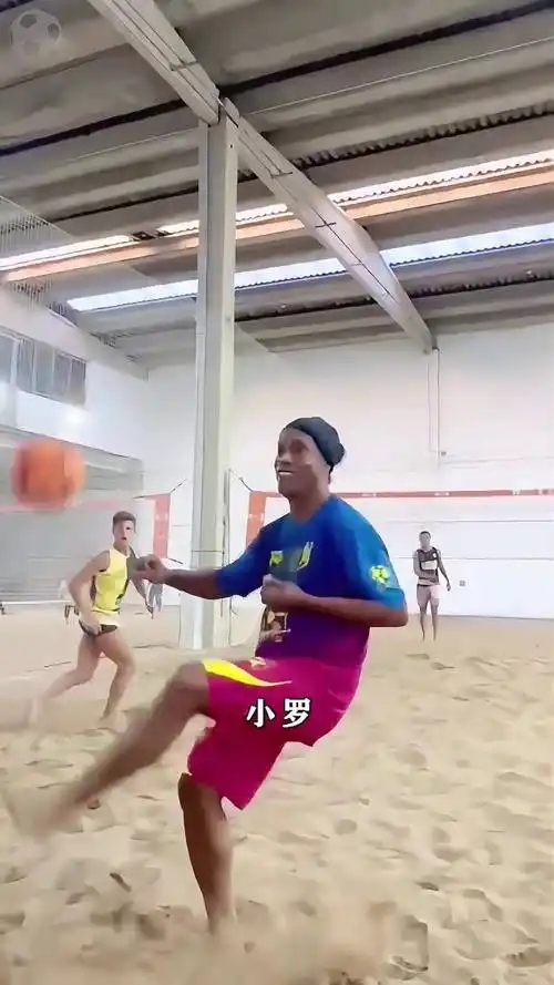 韦世豪曾如